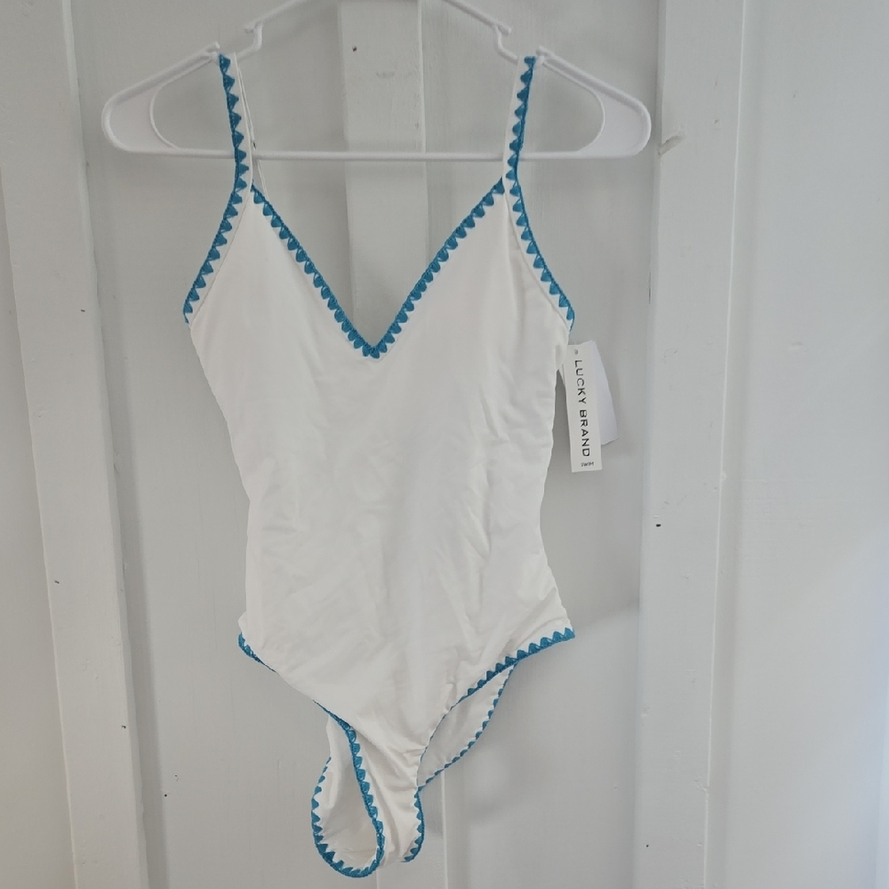 NWT Lucky Brand White Embroidered V-Neck One-Piece Swimsuit - Small